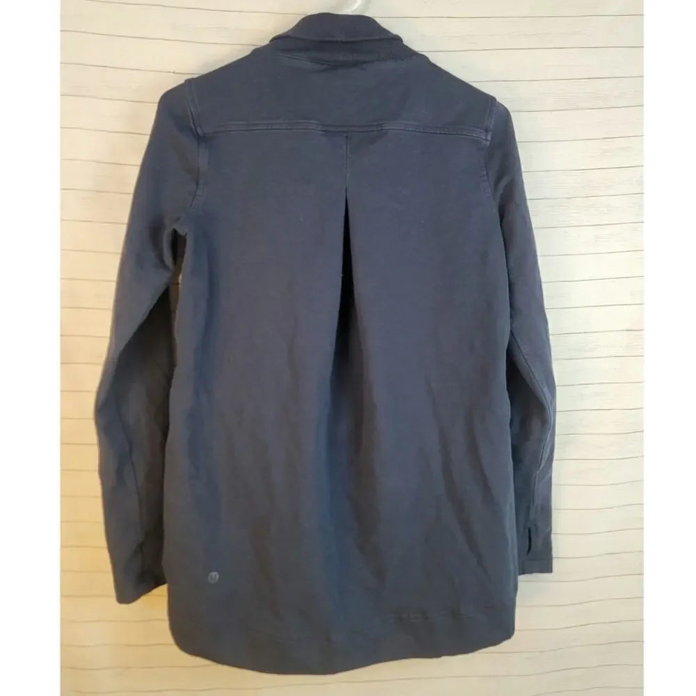 Lululemon Belle Wrap Asymmetrical Sweatshirt in Navy Blue, sz 2